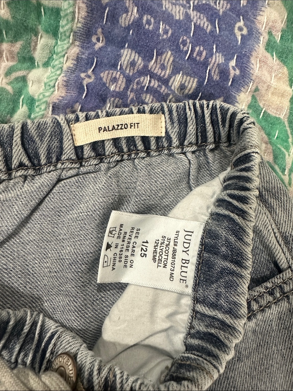 Judy Blue Featherweight Flow Palazzo Jeans - Picture 5 of 7